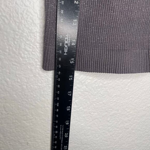 Out From Under Urban Outfitters Womens Top Size L Gray Sparkly Cropped - Picture 4 of 8